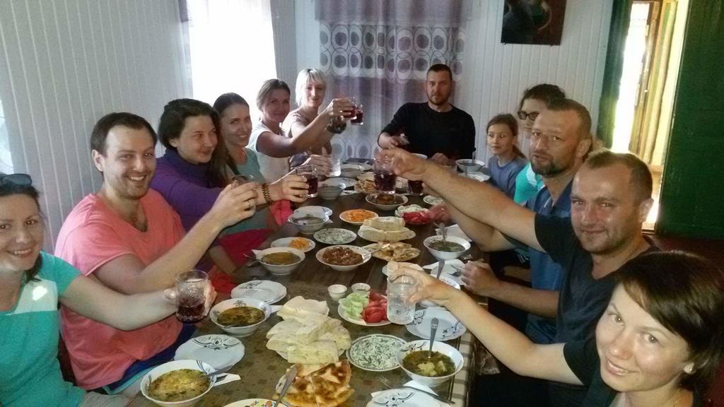 Chvibiani Guesthouse & Bar أوشغولي المظهر الخارجي الصورة